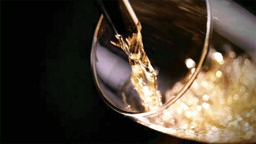 红酒不但仅是一杯佳酿这么简朴，它所意味的更是一种臻纯曼妙的生涯境界。！！６勺，也需要细细品味，才华真正读懂它。！！9月20日，陶瓷一线品牌pg电子游戏瓷砖潮安专卖店邀您配合开启一场优雅人生的品味之旅。！！