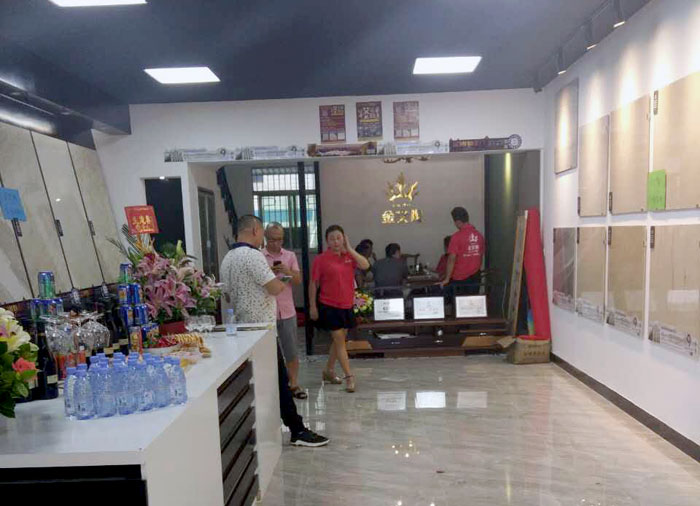 陶瓷一线品牌pg电子游戏瓷砖澄海店十一开业，好礼、、优惠送一直