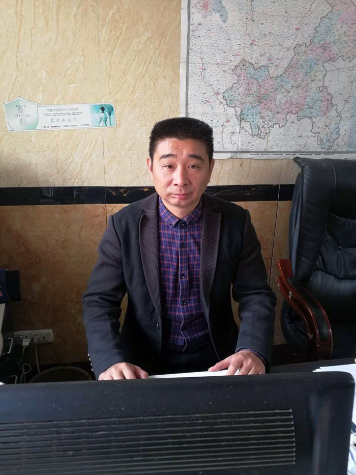 pg电子游戏瓷砖重庆大足区署理商胡洪军：没有做不可的事，，只有不会做事的人