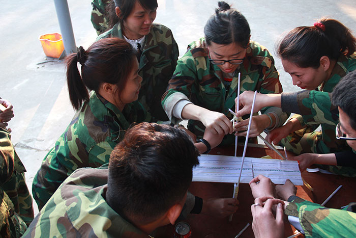2017年2月13-15日，，pg电子游戏“虎狼道”户外拓展训练圆满竣事
