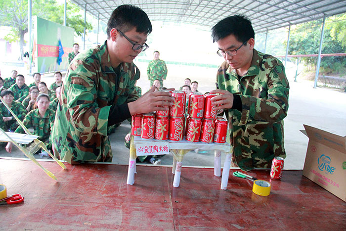 2017年2月13-15日，，pg电子游戏“虎狼道”户外拓展训练圆满竣事