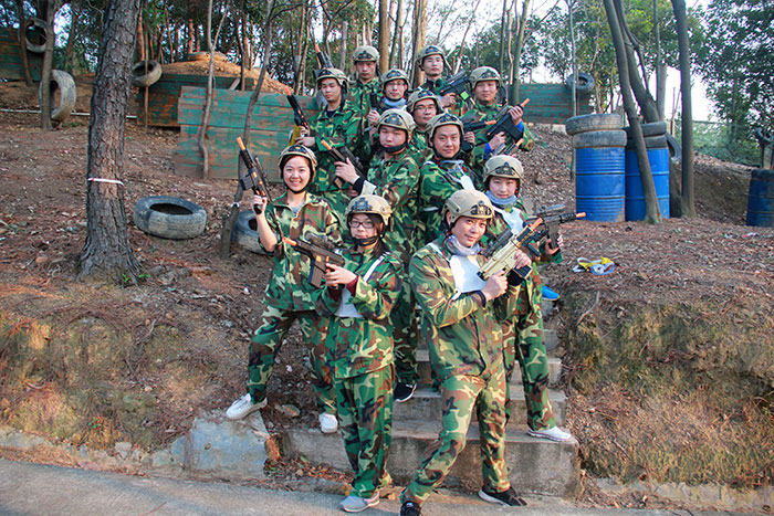 2017年2月13-15日，，pg电子游戏“虎狼道”户外拓展训练圆满竣事