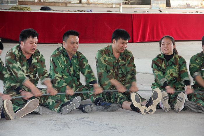2017年2月13-15日，，pg电子游戏“虎狼道”户外拓展训练圆满竣事