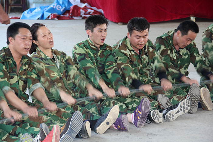2017年2月13-15日，，pg电子游戏“虎狼道”户外拓展训练圆满竣事